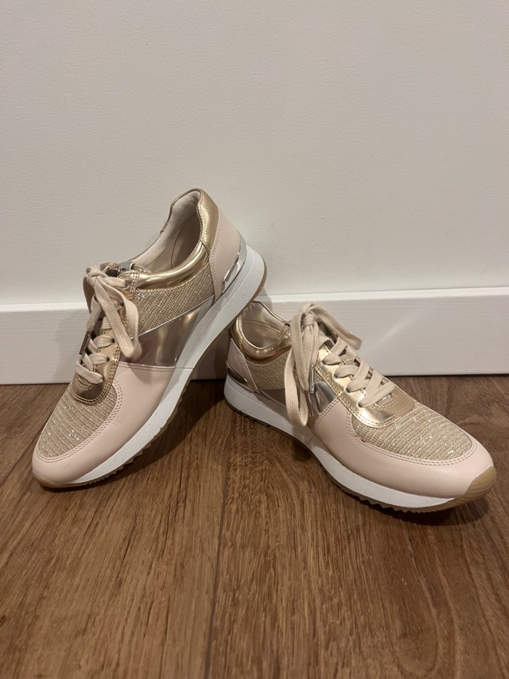 Michael Kors MK Allie Gold Silver Trainer Sneakers - Picture 3 of 14